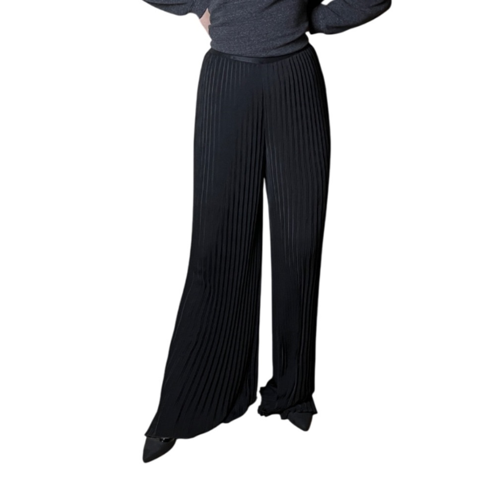 EXPRESS NWT High Waisted Wide Leg Black Knife Pleated Dress Pants - 4 Long